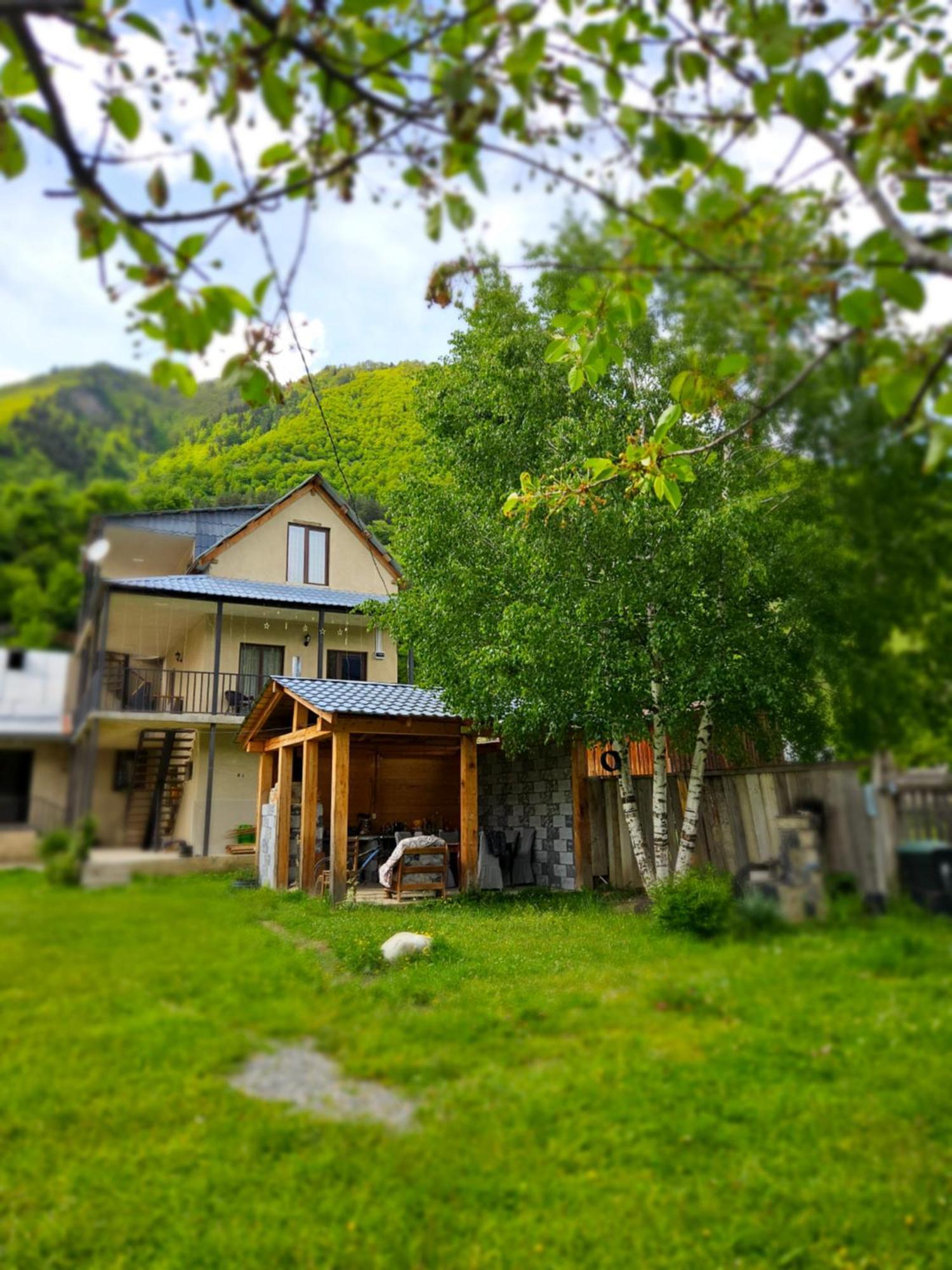 House B&B Mestia Exteriér fotografie