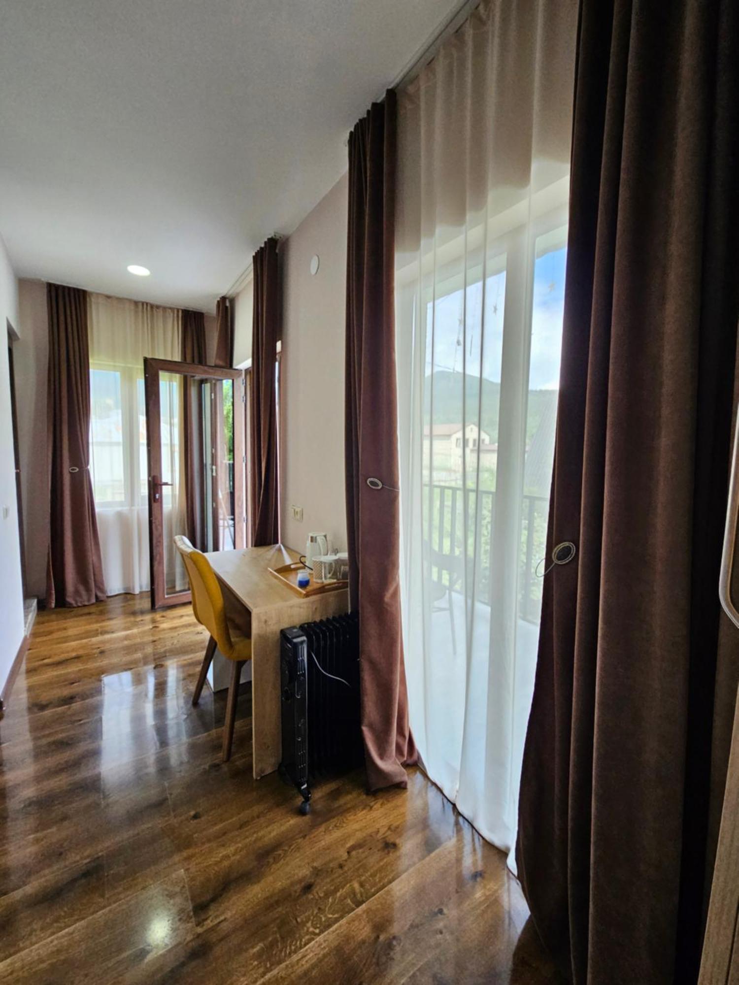 House B&B Mestia Exteriér fotografie